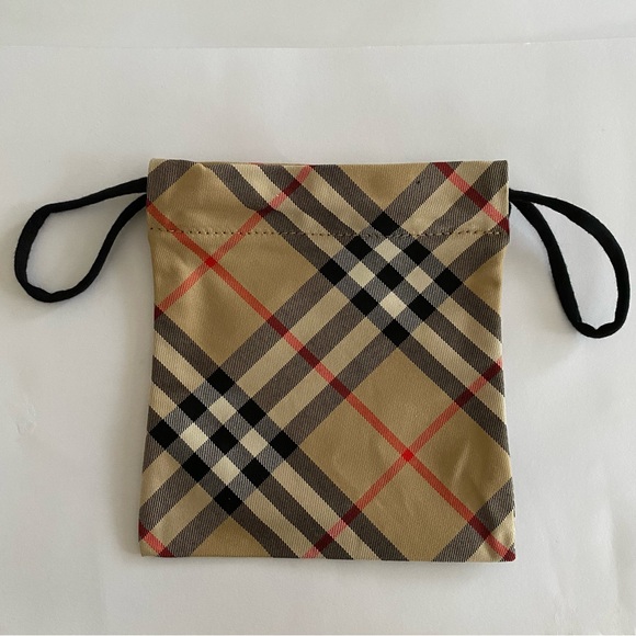 Burberry Handbags - Brand New Burberry Nova Check Print Plaid Drawstring Travel Pouch Makeup Bag